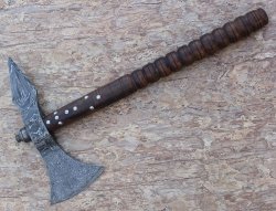 AXES/TOMAHAWK